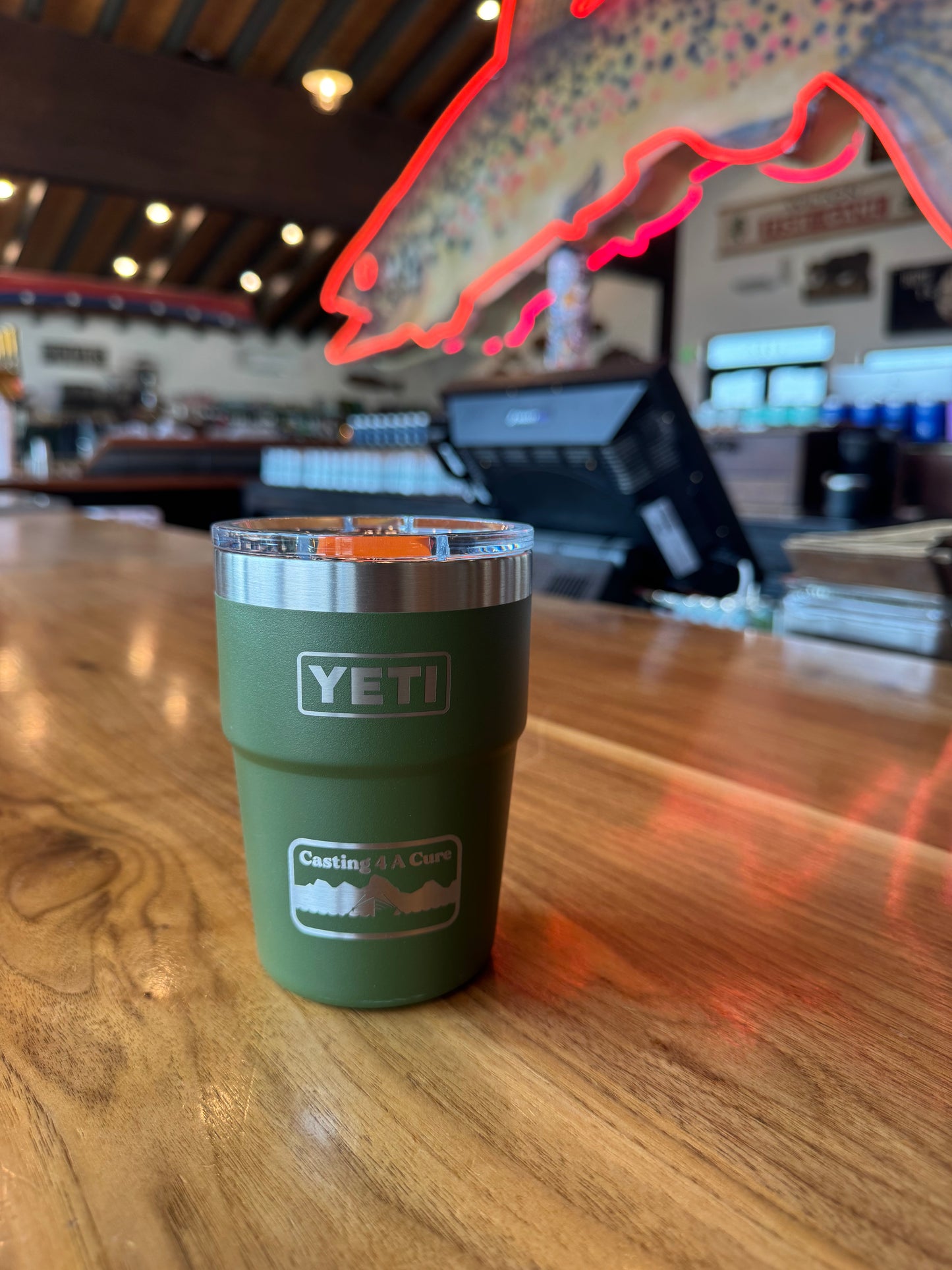 South Fork Lodge x Casting For a Cure Yeti Pint - Olive / King Crab