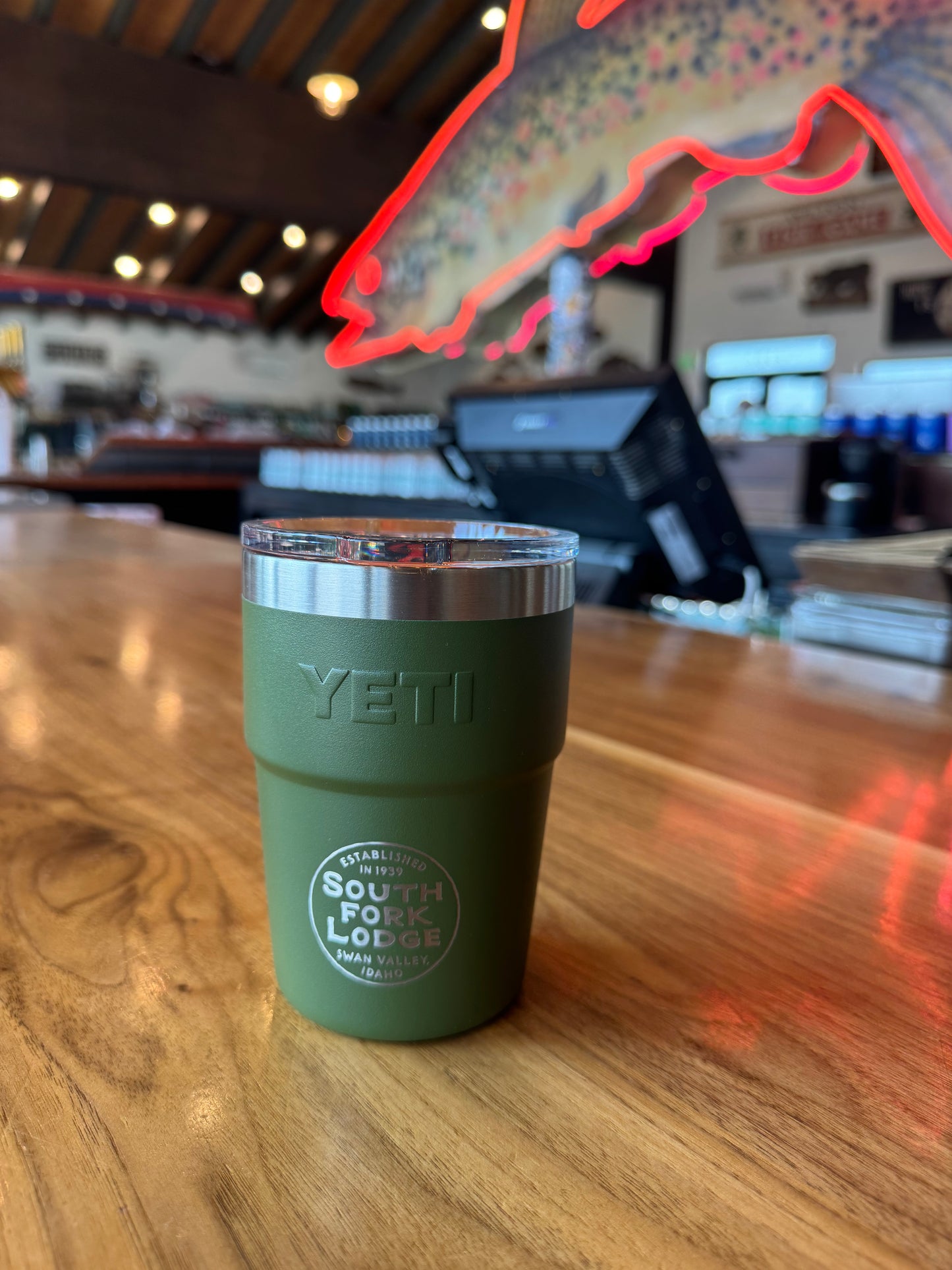 South Fork Lodge x Casting For a Cure Yeti Pint - Olive / King Crab
