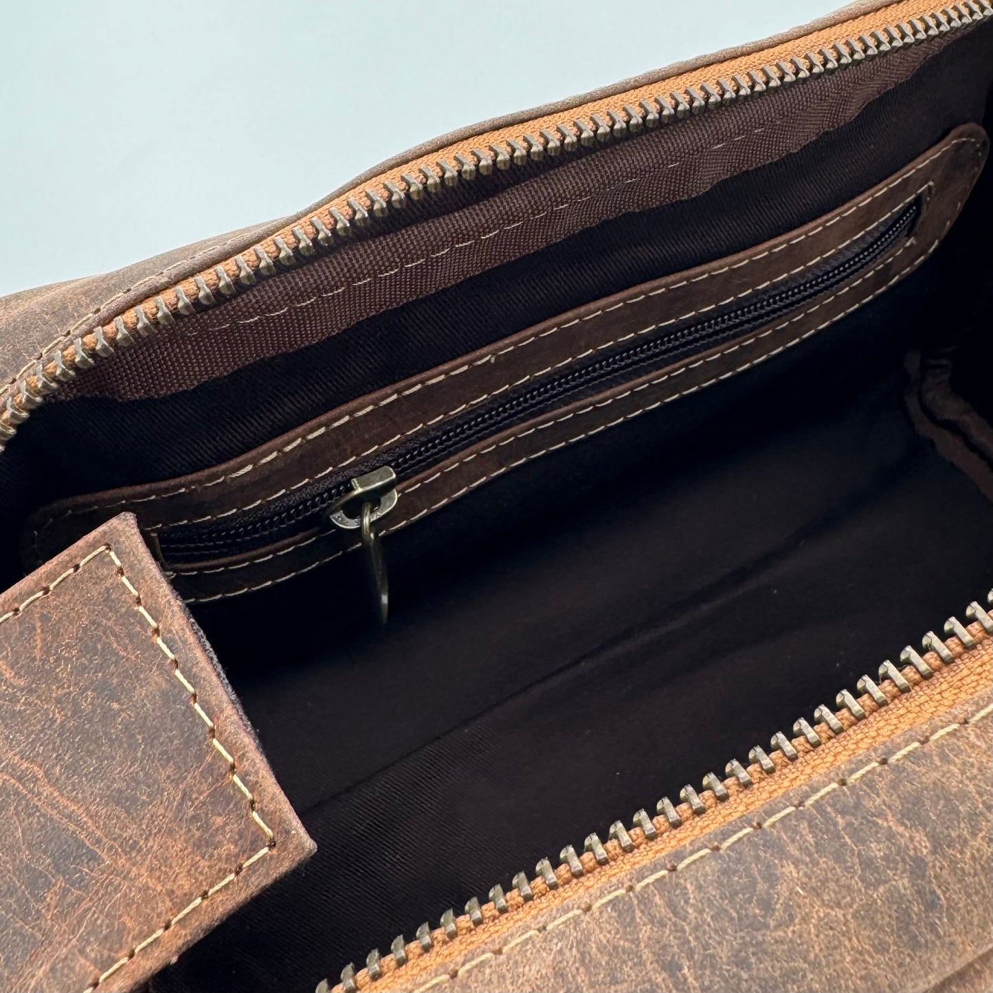 South Fork Lodge Leather Travel Bag